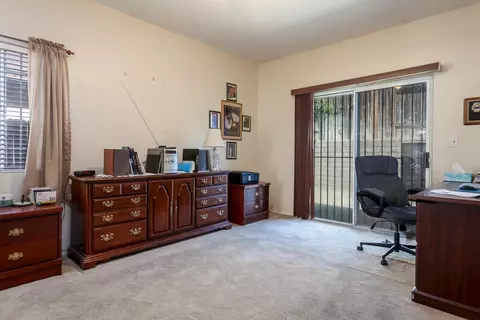 45214 Pickford Ave, Lancaster, CA 93534 photo 9