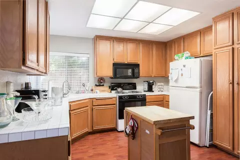 45214 Pickford Ave, Lancaster, CA 93534 photo 6