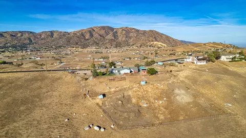 23708 Fir Dr, Tehachapi, CA 93561 photo 7