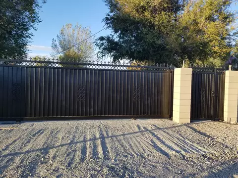 9215 Ave T E, Littlerock, CA 93543