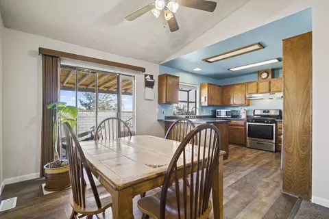 3117 Cromwell Ave, Mojave, CA 93501 photo 10