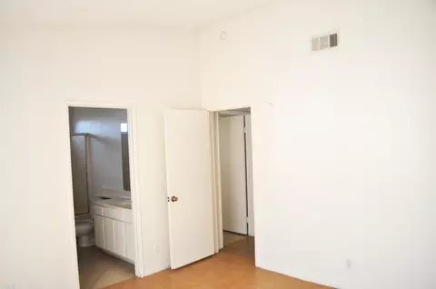 4716 Katrina Pl, Palmdale, CA 93552 photo 9