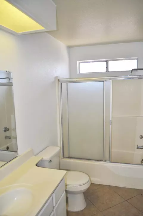 4716 Katrina Pl, Palmdale, CA 93552 photo 13