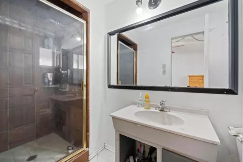 453 E Lingard St, Lancaster, CA 93535 photo 13