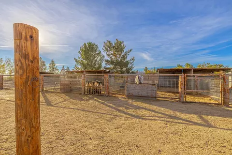 44001 100th St E, Lancaster, CA 93535 photo 83