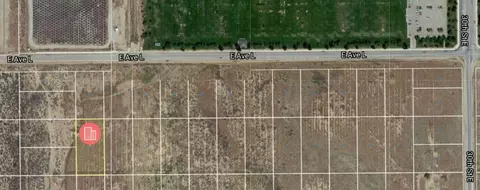 Avenue L E, Palmdale, CA 93550