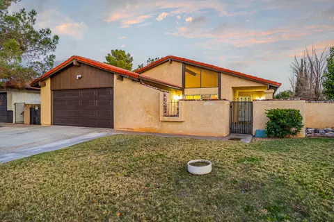 1308 Franklin Ave, Lancaster, CA 93535 photo 1