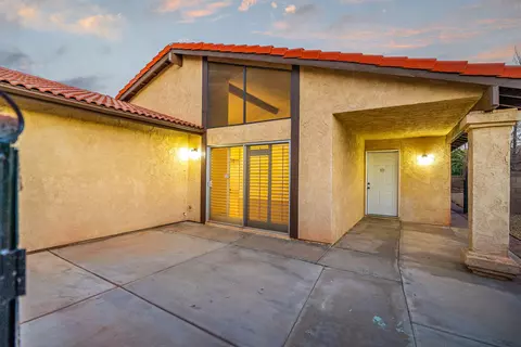 1308 Franklin Ave, Lancaster, CA 93535 photo 3