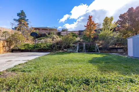 22470 Vaquero Dr, Tehachapi, CA 93561 photo 23