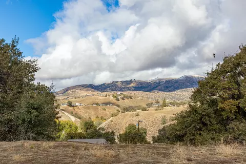 22470 Vaquero Dr, Tehachapi, CA 93561 photo 12