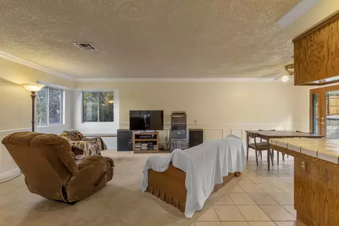 22470 Vaquero Dr, Tehachapi, CA 93561 photo 7