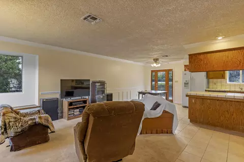 22470 Vaquero Dr, Tehachapi, CA 93561 photo 5