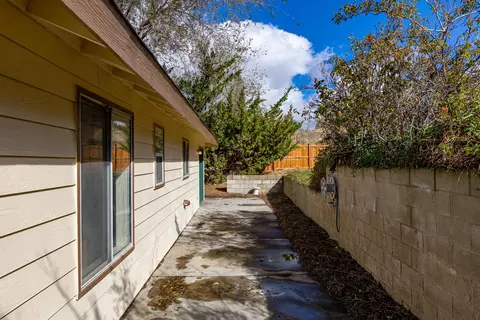 22470 Vaquero Dr, Tehachapi, CA 93561 photo 19