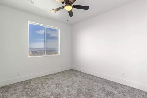 24300 Jacaranda Dr, Tehachapi, CA 93561 photo 23