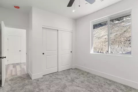 24300 Jacaranda Dr, Tehachapi, CA 93561 photo 29