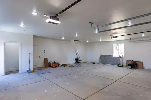 24300 Jacaranda Dr, Tehachapi, CA 93561 photo 30