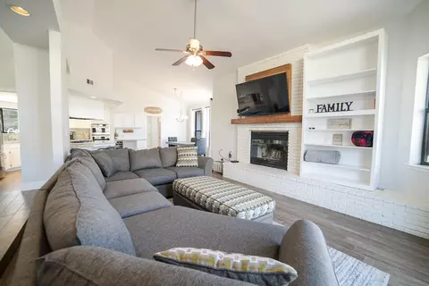 26201 Columbia Way, Tehachapi, CA 93561 photo 4