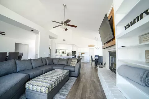 26201 Columbia Way, Tehachapi, CA 93561 photo 5