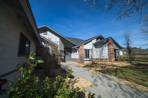 26201 Columbia Way, Tehachapi, CA 93561 photo 22