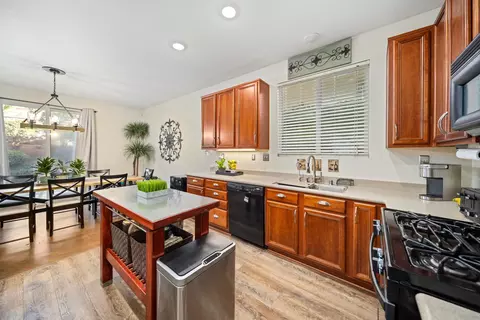 37532 Ruby Red Ln, Palmdale, CA 93551 photo 6