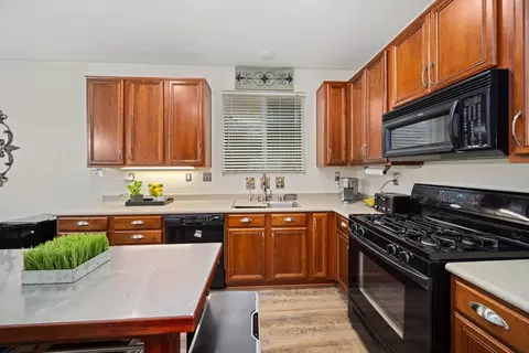 37532 Ruby Red Ln, Palmdale, CA 93551 photo 7