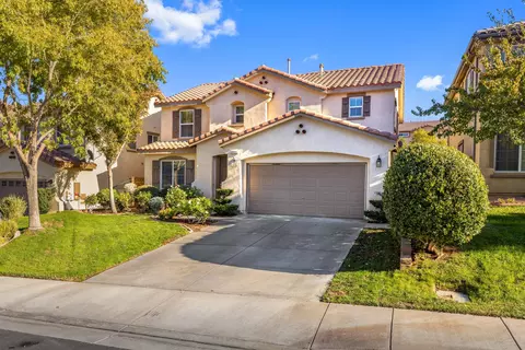 37532 Ruby Red Ln, Palmdale, CA 93551 photo 2