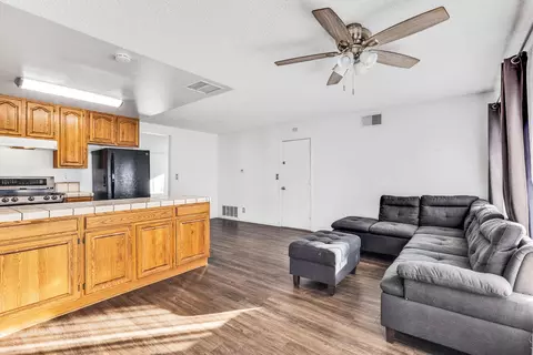44509 13th St E, Lancaster, CA 93535 photo 11
