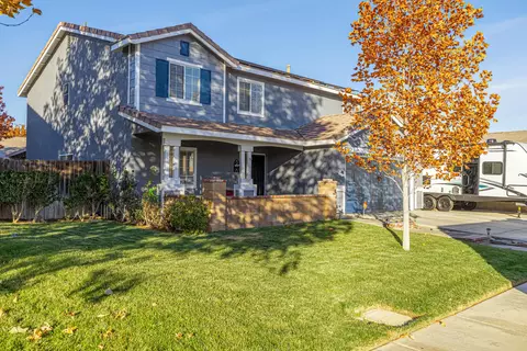 1815 Hart St, Lancaster, CA 93534 photo 2