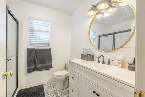 1815 Hart St, Lancaster, CA 93534 photo 13