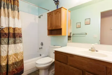 1601 E Newgrove St, Lancaster, CA 93535 photo 14
