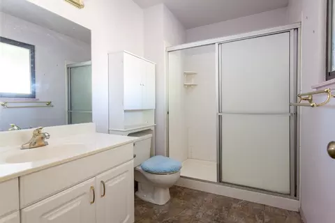 1601 E Newgrove St, Lancaster, CA 93535 photo 11