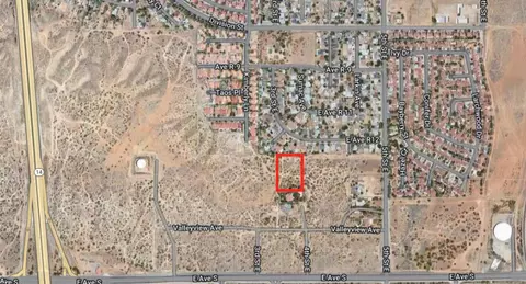 350 E Ave S, Palmdale, CA 93550 photo 2
