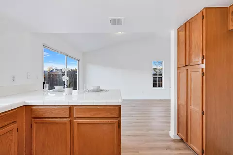 45923 Primrose Dr, Lancaster, CA 93534 photo 10