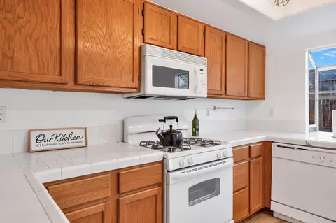45923 Primrose Dr, Lancaster, CA 93534 photo 9