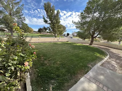 27953 Scenic Ct, Helendale, CA 92342 photo 41