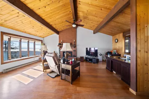 29340 Surrey Way, Tehachapi, CA 93561 photo 4