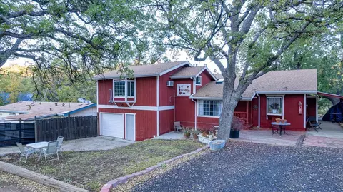 17980 Alps Dr, Tehachapi, CA 93561 photo 1