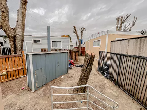 2515 E Ave I #SPC W17, Lancaster, CA 93535 photo 17