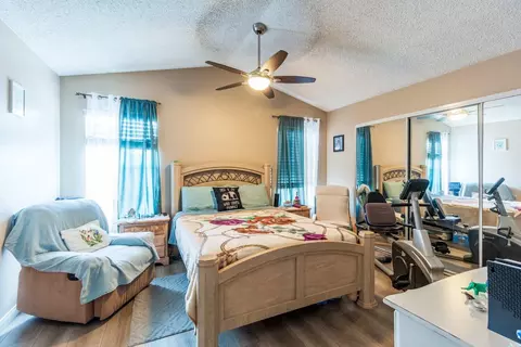 44005 Glenraven Rd, Lancaster, CA 93535 photo 15