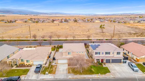 43715 59th St W, Lancaster, CA 93536 photo 4
