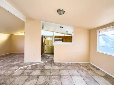 15570 M St, Mojave, CA 93501 photo 12