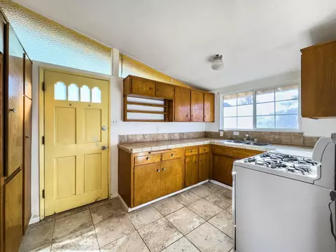 15570 M St, Mojave, CA 93501 photo 13