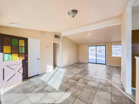 15570 M St, Mojave, CA 93501 photo 5