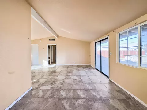15570 M St, Mojave, CA 93501 photo 9