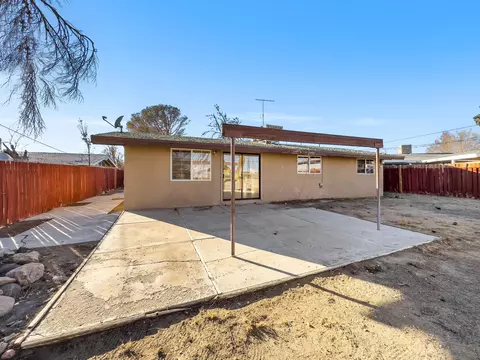 15570 M St, Mojave, CA 93501 photo 36