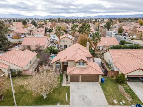1808 E Milling St, Lancaster, CA 93535 photo 2