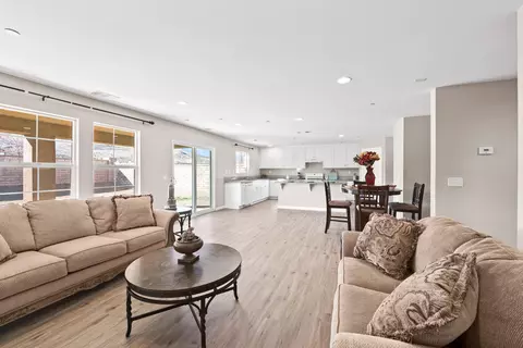 2836 Hemlock Rd, Palmdale, CA 93551 photo 8