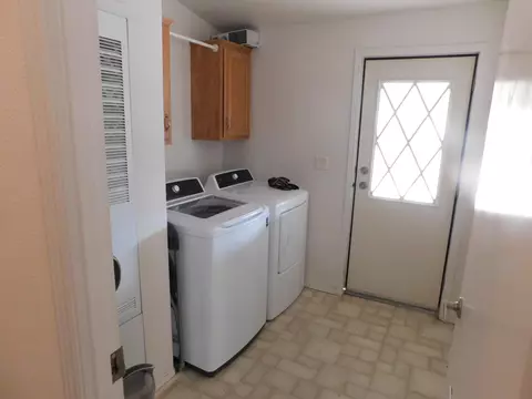 17250 Parkvalley Ave, Palmdale, CA 93591 photo 17