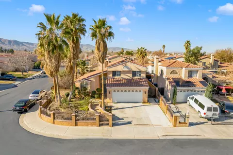 37615 Cherry Dr, Palmdale, CA 93550 photo 1