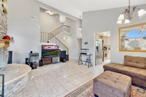 37615 Cherry Dr, Palmdale, CA 93550 photo 6